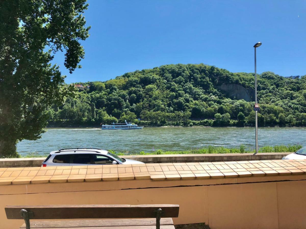 Haus Am Ufer Mit Rheinpanoramablick Daire Koblenz  Dış mekan fotoğraf